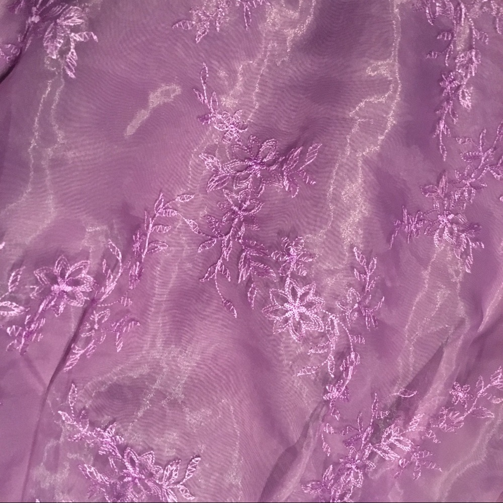 Lavender Lace Formal Dress - Picture 3 of 4